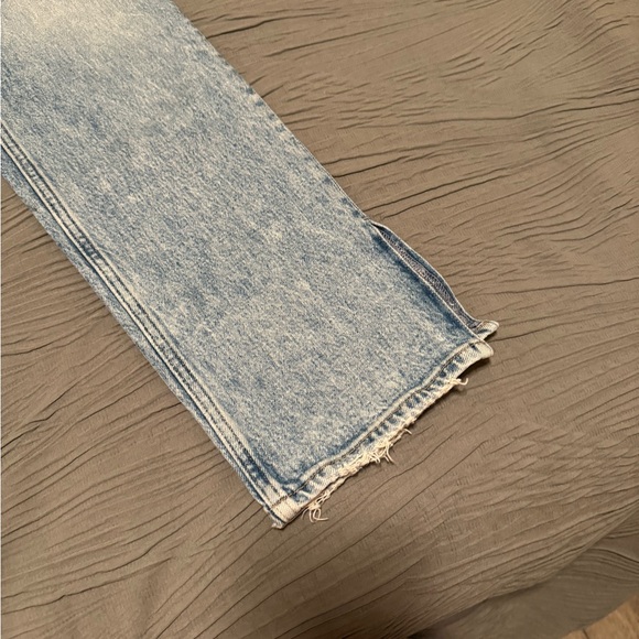 Abercrombie&Fitch Ultra High Rise 90s Straight Jean - Picture 7 of 9